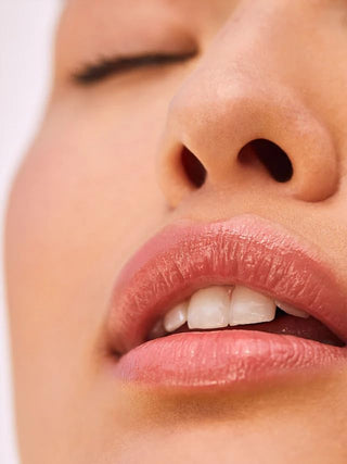 ILIA - Balmy Gloss Tinted Lip Oil